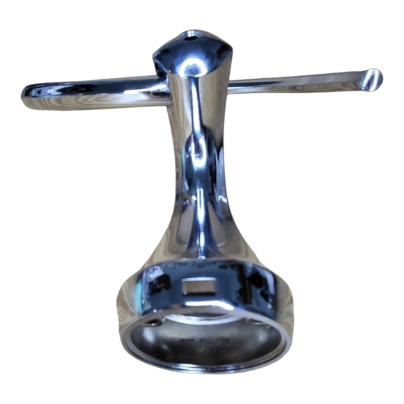 Moen Eva Chrome Towel Ring - New in Box - Picture 2 of 4